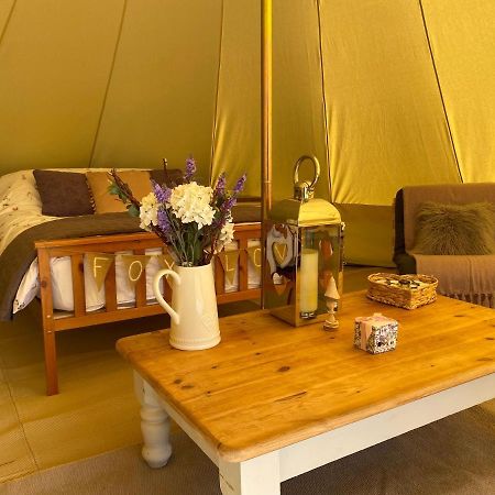 Black Mountains Glamping Hotel Abergavenny Kültér fotó