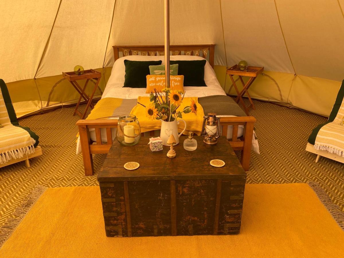 Black Mountains Glamping Hotel Abergavenny Kültér fotó