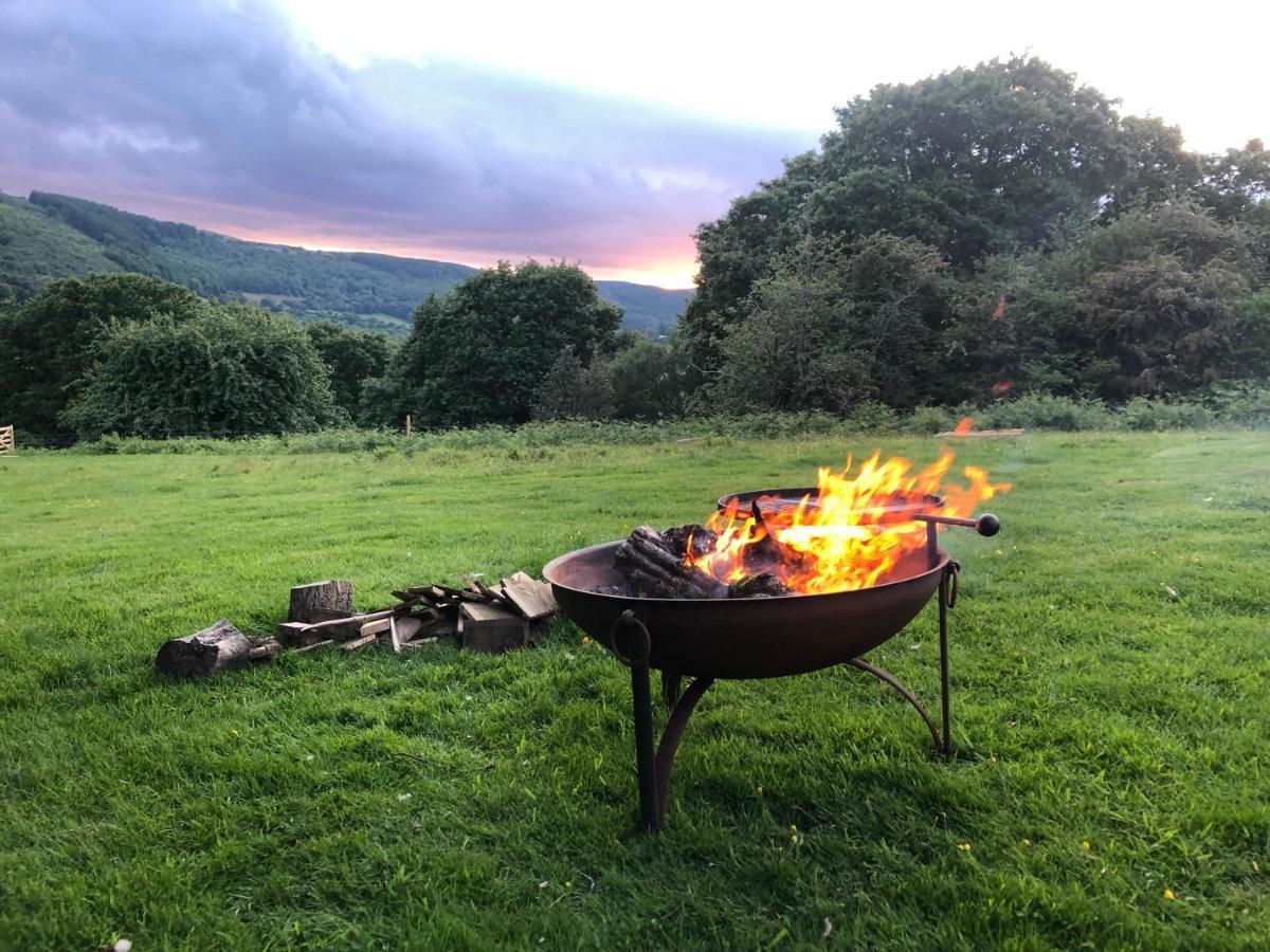 Black Mountains Glamping Hotel Abergavenny Kültér fotó
