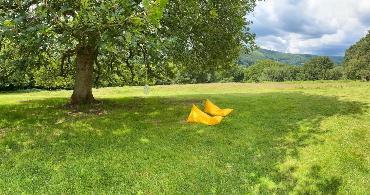 Black Mountains Glamping Hotel Abergavenny Kültér fotó